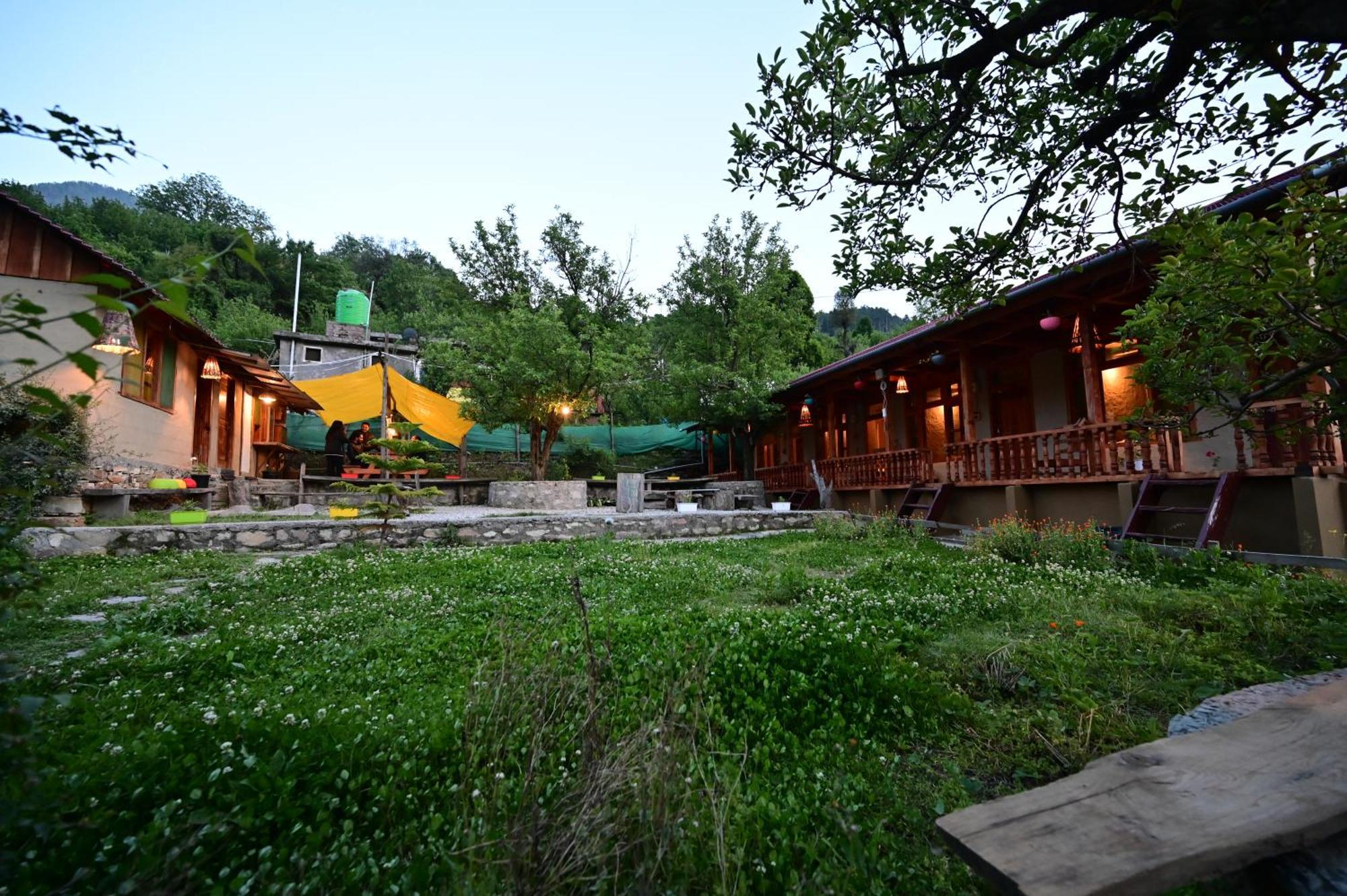 Himalayan Mud Resort Kasol Esterno foto