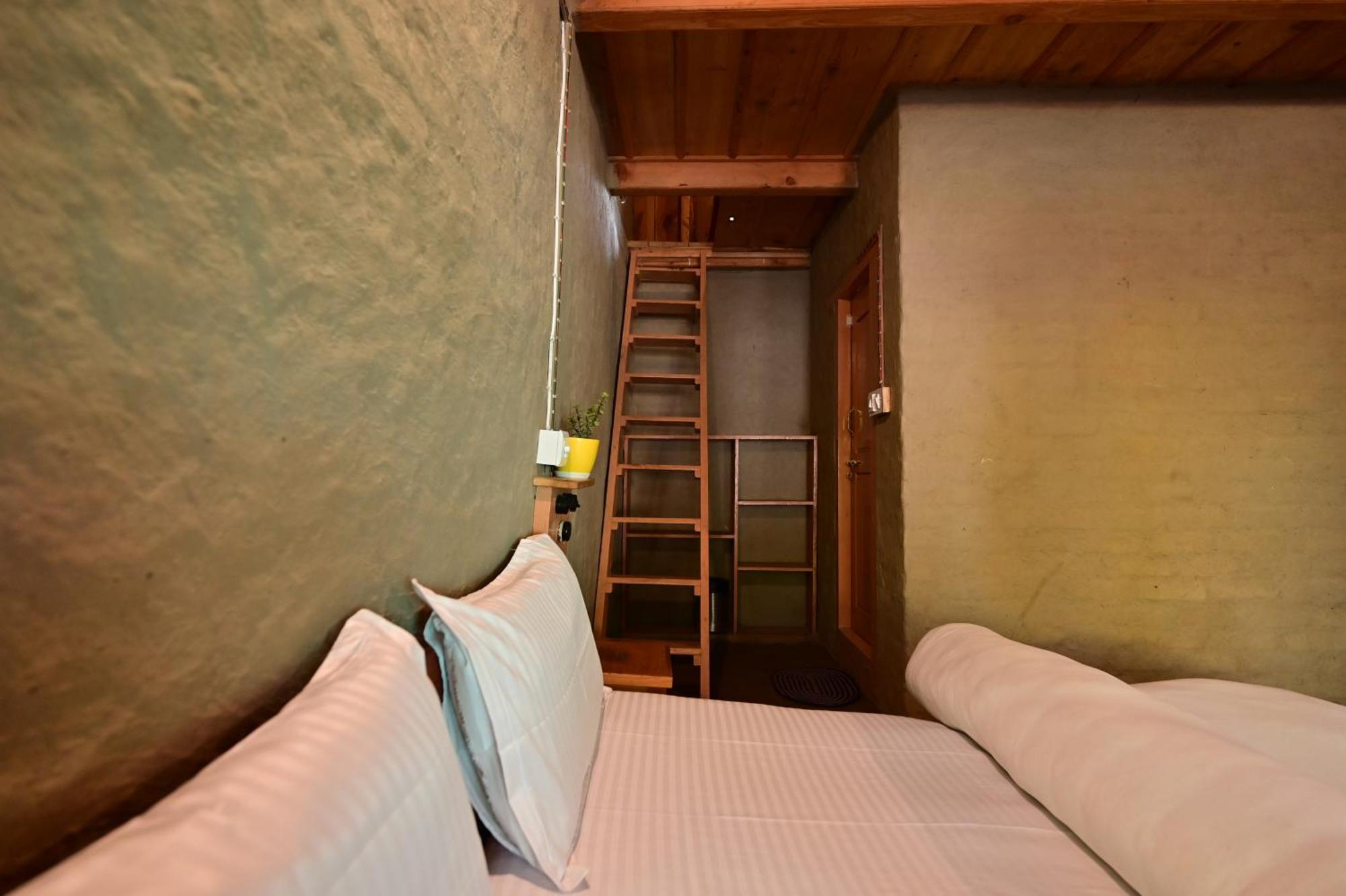 Himalayan Mud Resort Kasol Esterno foto