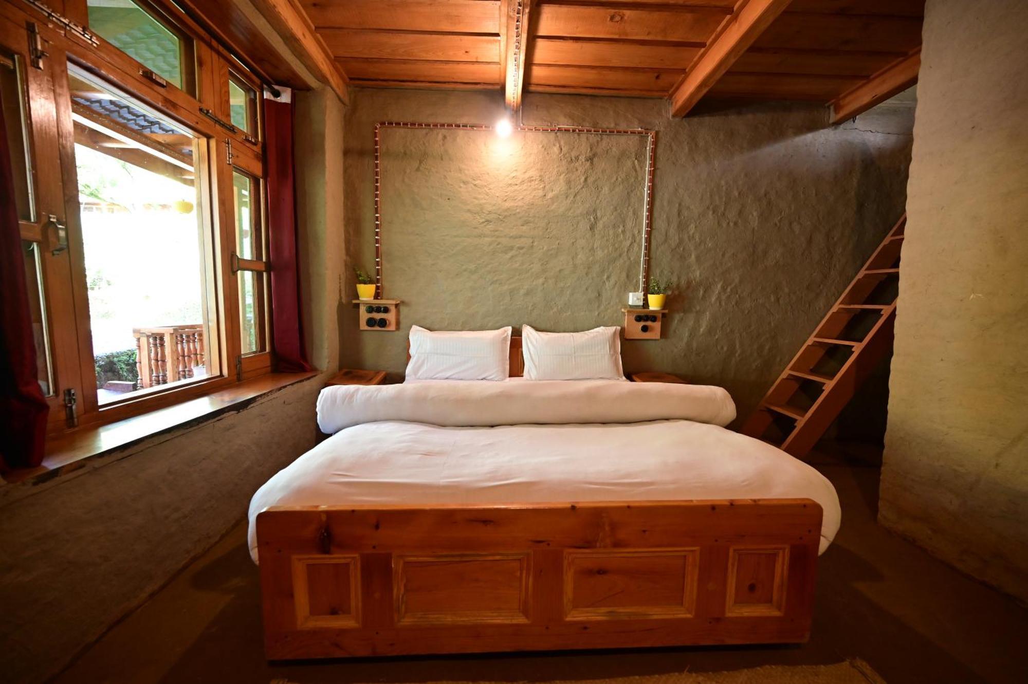 Himalayan Mud Resort Kasol Esterno foto