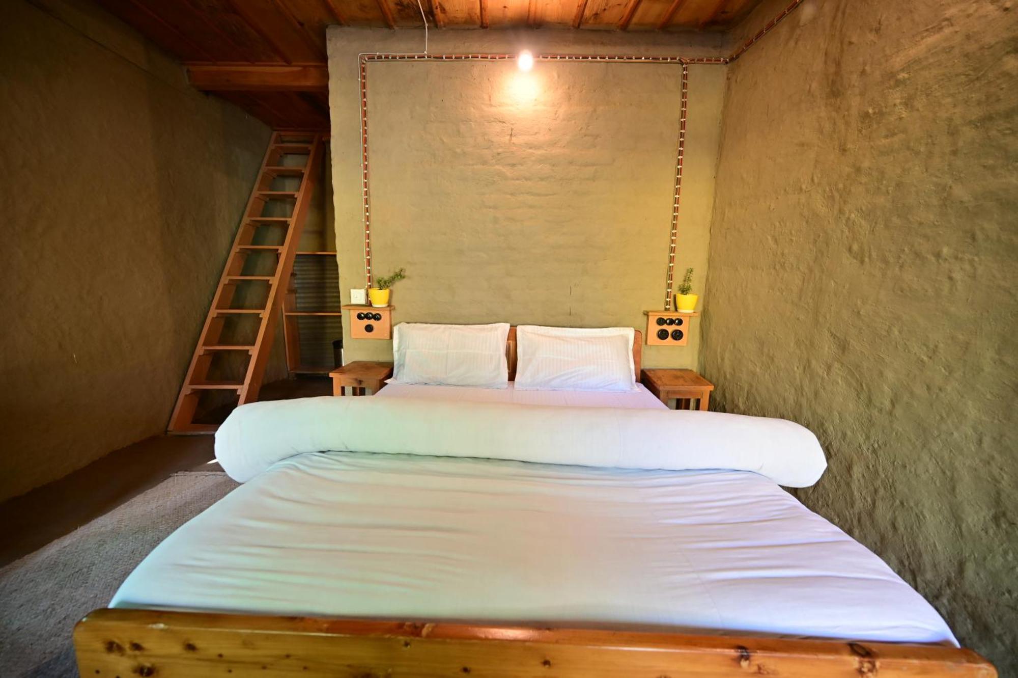 Himalayan Mud Resort Kasol Esterno foto