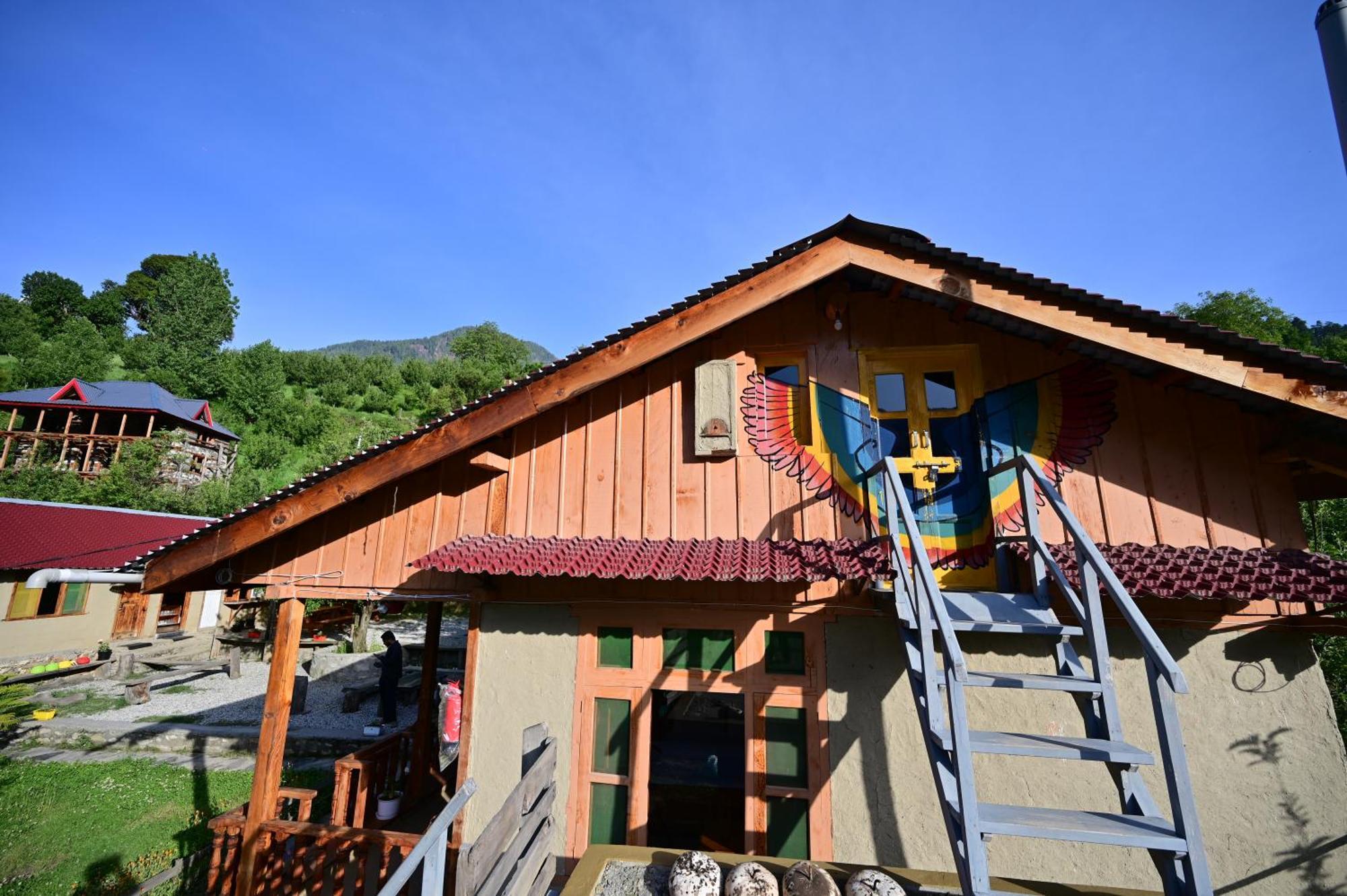 Himalayan Mud Resort Kasol Esterno foto